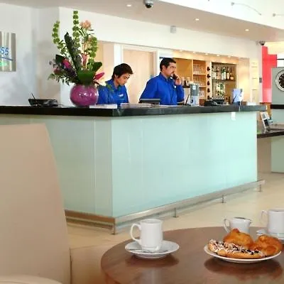Express Centre - Armouries By Ihg Hotel 3*