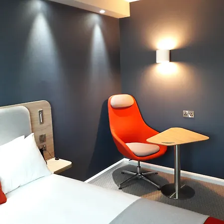 Express Leeds Centre - Armouries By Ihg Лідс