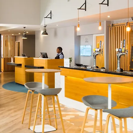 Ξενοδοχείο Express Centre - Armouries By Ihg