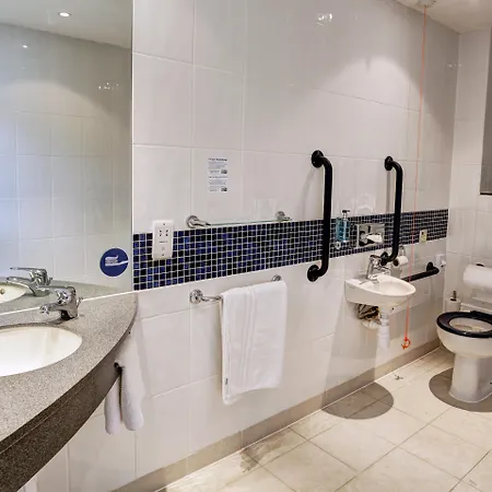 Express Leeds Centre - Armouries By Ihg 3* Лідс