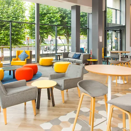 Готель Express Leeds Centre - Armouries By Ihg 3*
