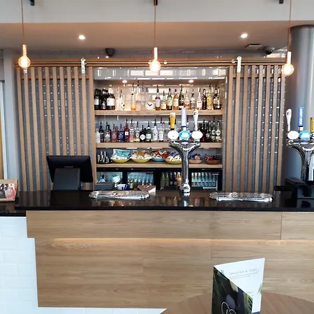 利兹市中心军械库智选假日酒店 酒店 利兹