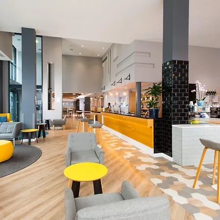 Hotel Express Centre - Armouries By Ihg 3*