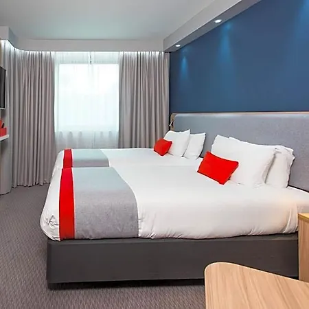 Express Centre - Armouries By Ihg Hotel 3*