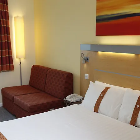 Готель Express Leeds Centre - Armouries By Ihg 3*