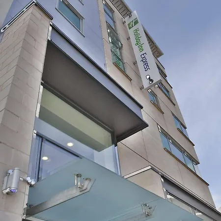 Готель Express Leeds Centre - Armouries By Ihg 3*