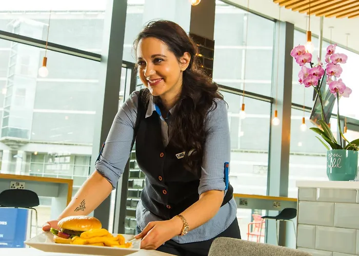 Hotel Express Centre - Armouries By Ihg Leeds (West Yorkshire)