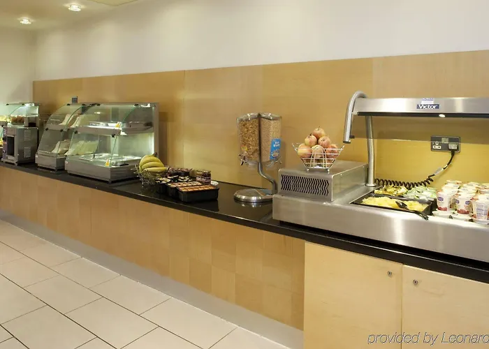 Hotel Express Centre - Armouries By Ihg Leeds (West Yorkshire)